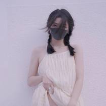 吴俊霆 照片